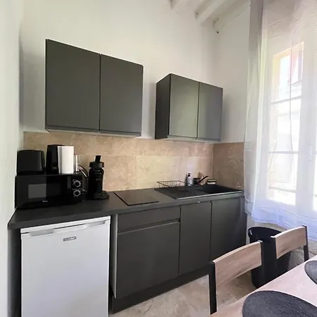 Appartement Le Cocon De La Roquette à Arles Extérieur photo